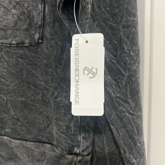 Foreign Exchange Size M Crop Top Sweater - Picture 4 of 6